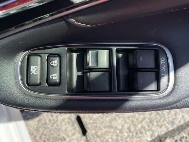 クラウンハイブリッド アスリートＳ　ブラックスタイル　純正ナビ　フルセグＴＶ　バックカメラ　クルコン　ＬＥＤヘッドライト　ＥＴＣ　アイドリングストップ　パワーシート　シートヒーター（19枚目）