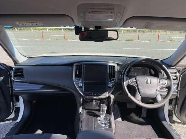 クラウンハイブリッド アスリートＳ　ブラックスタイル　純正ナビ　フルセグＴＶ　バックカメラ　クルコン　ＬＥＤヘッドライト　ＥＴＣ　アイドリングストップ　パワーシート　シートヒーター（27枚目）