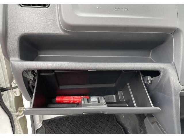 ＮＴ１００クリッパートラック ＤＸ　セーフティパッケージ　ストラーダナビ　エマブレ　オートマチックハイビーム　レーンキープアシスト　三方開（24枚目）