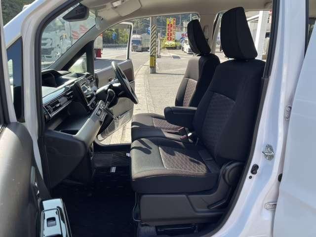 ２年間走行距離無制限保証付き！（保証内容は保証会社の規定よります）（一部対象外、アウトレット車除く）スーパーあんしん保証社による全国対応可能。また有料にて保証内容の拡充、３年までの長期保証も承ります！