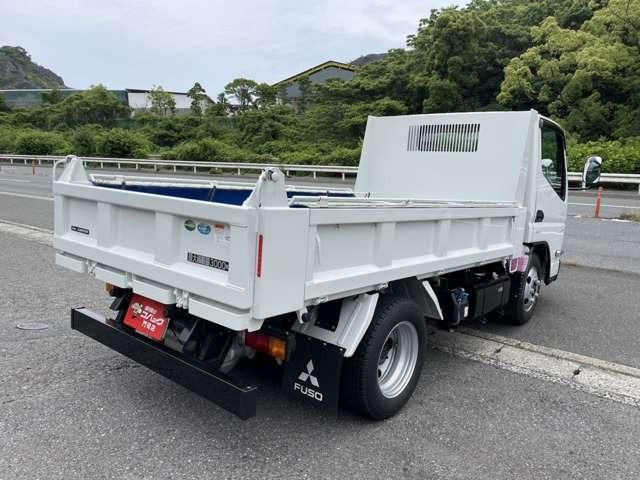 キャンター 全低床ダンプ　ディーゼルターボ　フル液晶メーター　ブル掛　センターピン　コボレーン　電格ミラー　シートビニール掛　スマートキー　ＬＥＤライト（9枚目）