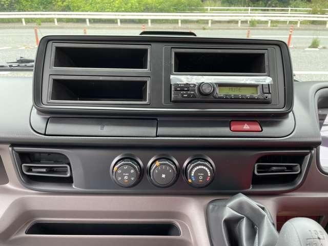 キャンター 全低床ダンプ　ディーゼルターボ　フル液晶メーター　ブル掛　センターピン　コボレーン　電格ミラー　シートビニール掛　スマートキー　ＬＥＤライト（15枚目）