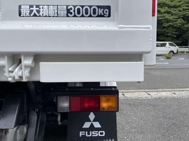 キャンター 全低床ダンプ　ディーゼルターボ　フル液晶メーター　ブル掛　センターピン　コボレーン　電格ミラー　シートビニール掛　スマートキー　ＬＥＤライト（32枚目）