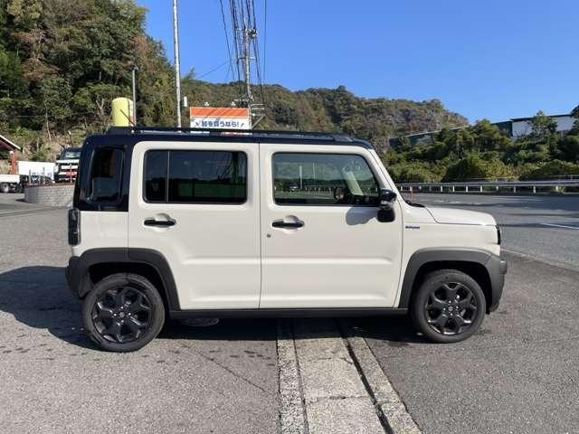 ハスラー タフワイルド 純正メーカーデカナビ 全周囲カメラ ETC オートマチックハイビーム スマートキー プッシュスタート セキュリティー アイドリングストップ(8枚目)