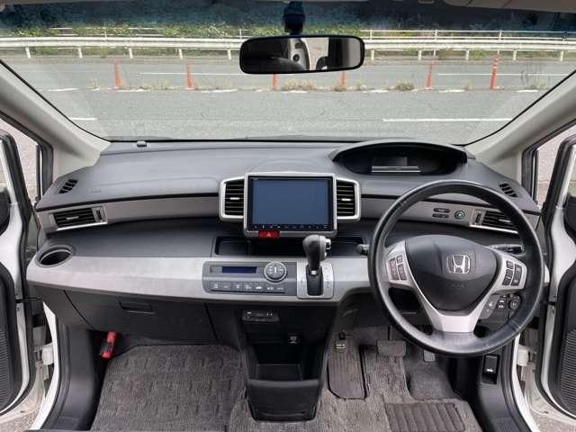 フリードハイブリッド ジャストセレクション 純正9インチナビ 両側電動ドア ETC ハーフレザーシート スマートキー セキュリティー アイドリングストップ HIDライト(39枚目)