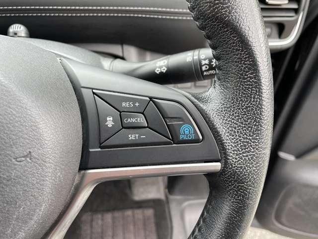 セレナ ハイウェイスター　プロパイロットエディション　純正ナビ　バックカメラ　フリップダウンモニター　プロパイロット　両側電動スライドドア　アイドリングストップ　ＬＥＤライト（22枚目）