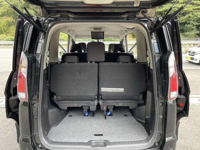 セレナ ハイウェイスター　プロパイロットエディション　純正ナビ　バックカメラ　フリップダウンモニター　プロパイロット　両側電動スライドドア　アイドリングストップ　ＬＥＤライト（52枚目）