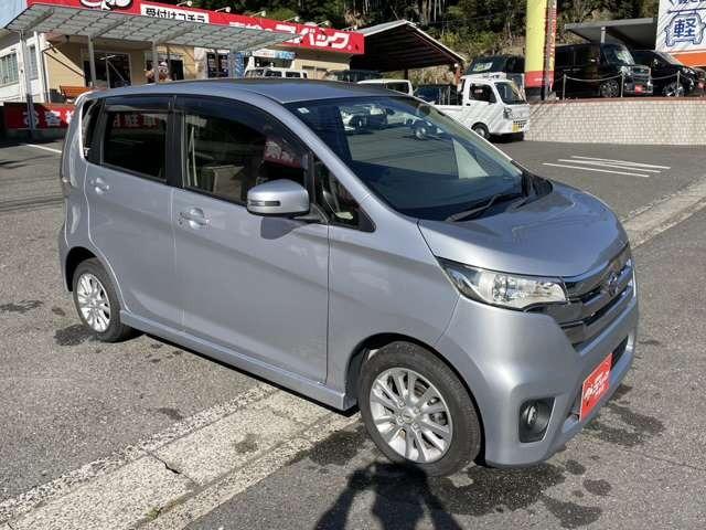 デイズ ハイウェイスター　Ｘ　純正ナビテレビ　アラウンドビューモニター　ＥＴＣ　スマートキー　プッシュスタート　セキュリティー　アイドリングストップ　ＨＩＤライト（12枚目）