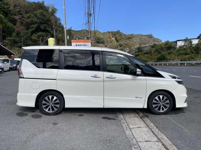 セレナ ハイウェイスター 純正ナビテレビ フリップダウンモニター プロパイロット 両側電動スライドドア ドライブレコーダー ETC アイドリングストップ(11枚目)