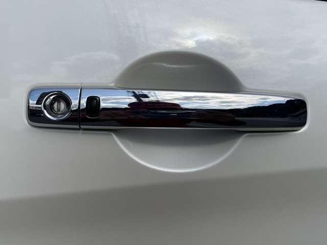 セレナ ハイウェイスター 純正ナビテレビ フリップダウンモニター プロパイロット 両側電動スライドドア ドライブレコーダー ETC アイドリングストップ(17枚目)