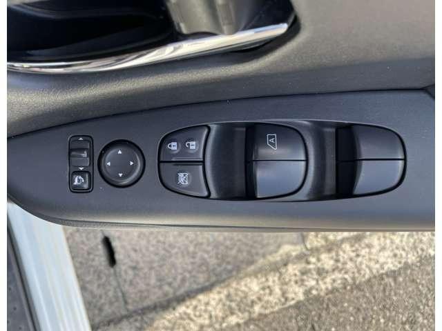 セレナ ハイウェイスター 純正ナビテレビ フリップダウンモニター プロパイロット 両側電動スライドドア ドライブレコーダー ETC アイドリングストップ(29枚目)