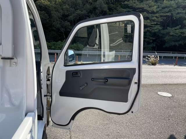 NT100クリッパートラック DX セーフティパッケージ AT ストラーダナビ エマージェンシーブレーキ(17枚目)