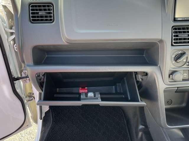 NT100クリッパートラック DX セーフティパッケージ AT ストラーダナビ エマージェンシーブレーキ(26枚目)