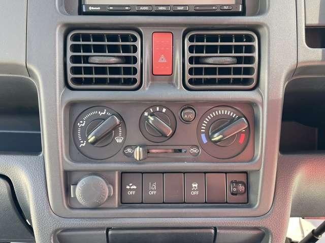 NT100クリッパートラック DX セーフティパッケージ AT ストラーダナビ エマージェンシーブレーキ(28枚目)