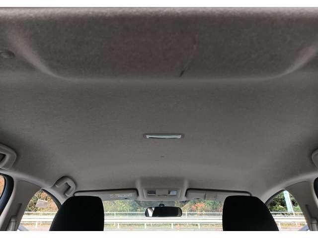 デミオ １３Ｃ　ワンオーナー　純正ナビ　バックカメラ　ＥＴＣ　アイドリングストップ　スマートキー　プッシュスタート　セキュリティー（42枚目）