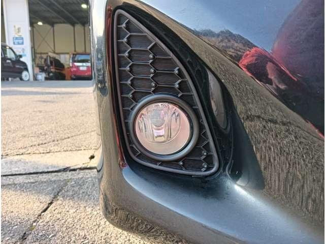 ヴィッツ ＲＳ　５速　フルセグナビ　ミュージックプレイヤー接続可　ＨＩＤライト　キーレス　純正アルミホイール（15枚目）