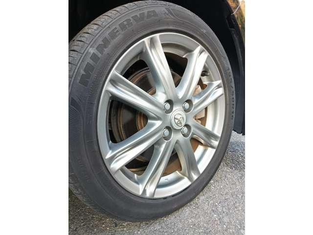 ヴィッツ ＲＳ　５速　フルセグナビ　ミュージックプレイヤー接続可　ＨＩＤライト　キーレス　純正アルミホイール（18枚目）