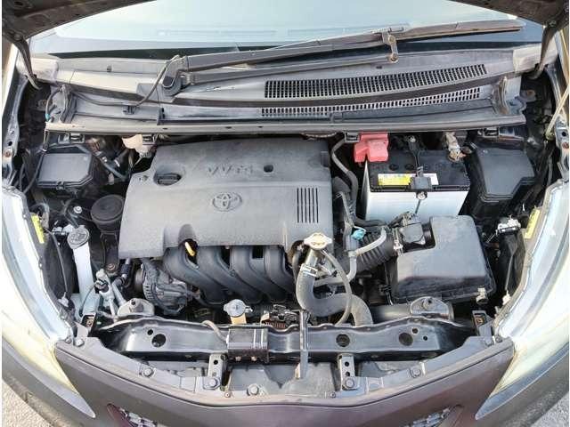 ヴィッツ ＲＳ　５速　フルセグナビ　ミュージックプレイヤー接続可　ＨＩＤライト　キーレス　純正アルミホイール（43枚目）