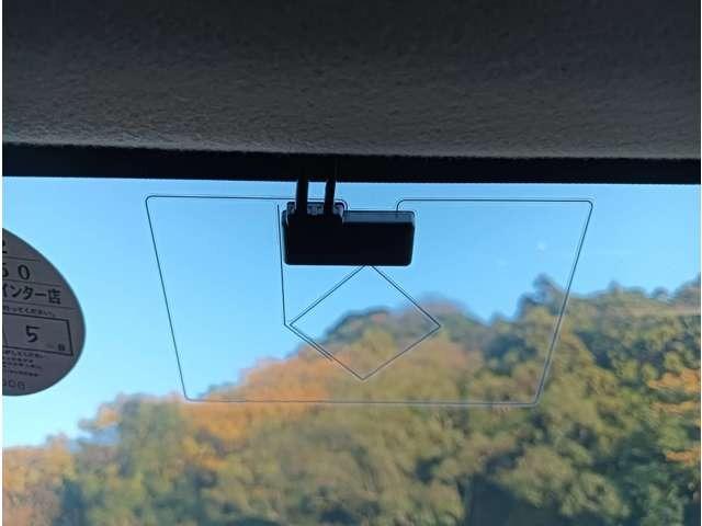 ヴィッツ ＲＳ　５速　フルセグナビ　ミュージックプレイヤー接続可　ＨＩＤライト　キーレス　純正アルミホイール（46枚目）