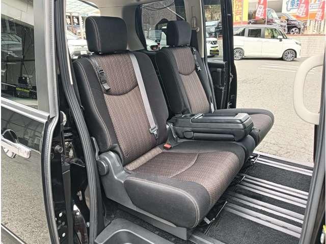 セレナ ハイウェイスター　Ｖセレクション＋セーフティ　ＳＨＶ　純正ナビ　アラビュー　エマージェンシーブレーキ　両側電動スライドドア　アイドリングストップ　スマートキープッシュスタートセキュリティー　ＬＥＤライト（39枚目）