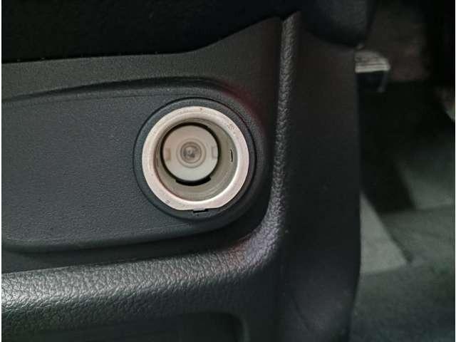 セレナ ハイウェイスター　Ｖセレクション＋セーフティ　ＳＨＶ　純正ナビ　アラビュー　エマージェンシーブレーキ　両側電動スライドドア　アイドリングストップ　スマートキープッシュスタートセキュリティー　ＬＥＤライト（50枚目）