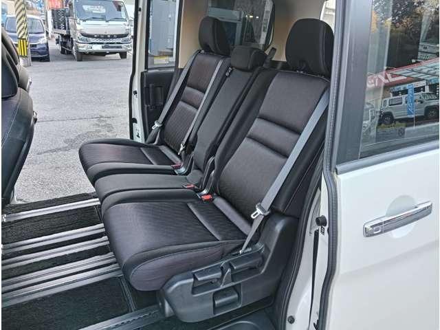 �S�ԗ��A���O���Ƃ����А�C�X�^�b�t�ɂ��N���[�j���O�ςł��B���Ă�����Ċm���߂Ă��������B