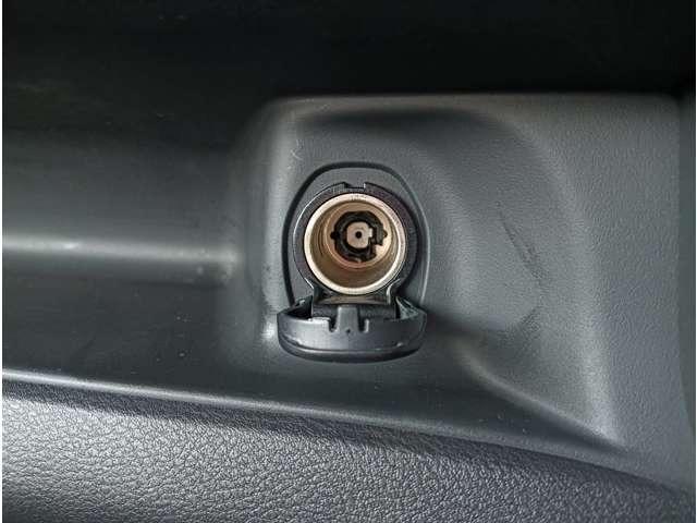 �����i�r�e���r�@��ȃt���b�v�_�E�����j�^�[�@�o�b�N�J�����@�����d���X���C�h�h�A�@�d�s�b�@�k�d�c�w�b�h���C�g�@�N���[�Y�R���g���[��