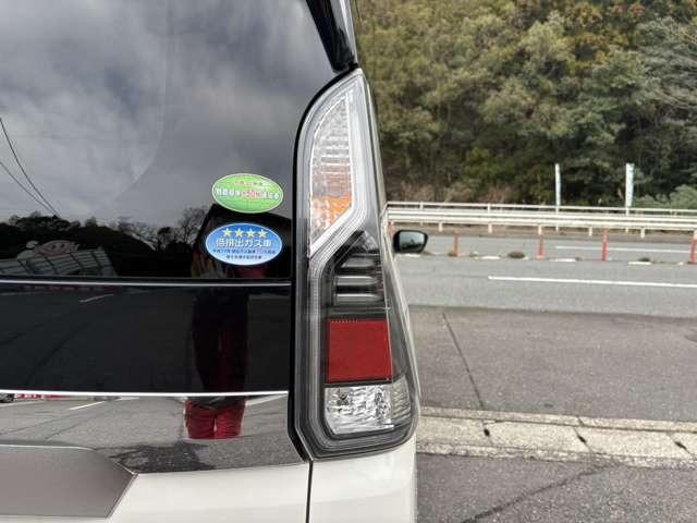 セレナ ｅ－パワー　ハイウェイスターＶ　純正ナビテレビ　後席フリップダウンモニター　プロパイロット　アラウンドビュー　両側電動スライドドア　アイドリングストップ　レーンキープアシスト（16枚目）