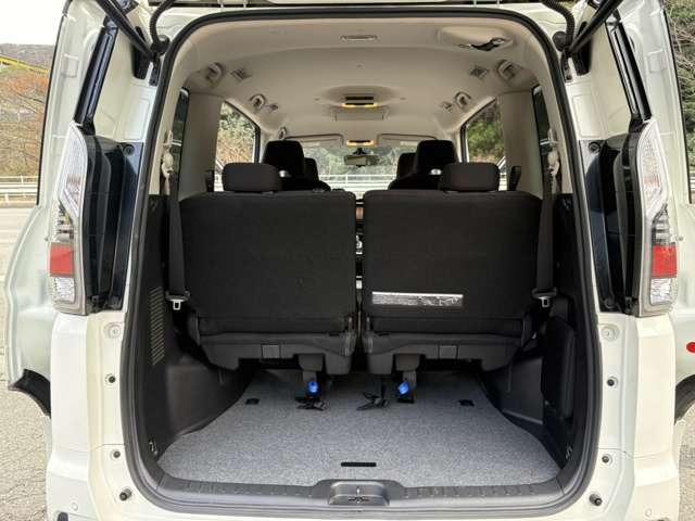 セレナ ｅ－パワー　ハイウェイスターＶ　純正ナビテレビ　後席フリップダウンモニター　プロパイロット　アラウンドビュー　両側電動スライドドア　アイドリングストップ　レーンキープアシスト（28枚目）