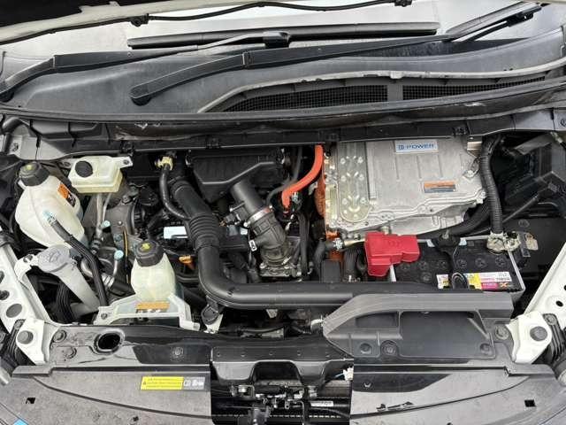 セレナ ｅ－パワー　ハイウェイスターＶ　純正ナビテレビ　後席フリップダウンモニター　プロパイロット　アラウンドビュー　両側電動スライドドア　アイドリングストップ　レーンキープアシスト（59枚目）