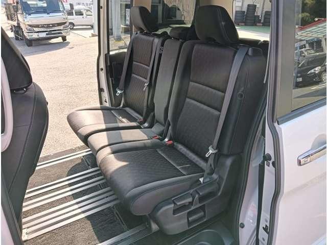 �S�ԗ��A���O���Ƃ����А�C�X�^�b�t�ɂ��N���[�j���O�ςł��B���Ă�����Ċm���߂Ă��������B