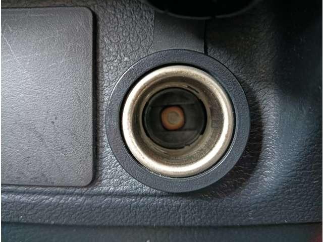 スペーシアカスタム ＧＳ　ＷｅｂＬｉｎｋ対応ディスプレイオーディオ　電動スライドドア　エマージェンシーブレーキ　アイドリングストップ　スマートキー　プッシュスタート　セキュリティー（46枚目）