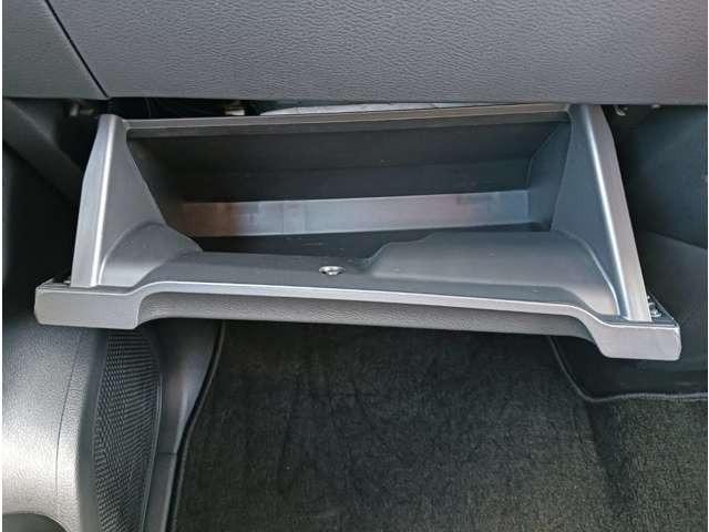 デリカミニ Ｔ　プレミアム　ｐｉｏｎｅｅｒフルセグナビ　アラウンドビュー　両側電動スライドドア　エマージェンシーブレーキ　ＬＥＤライト　アイドリングストップ（41枚目）