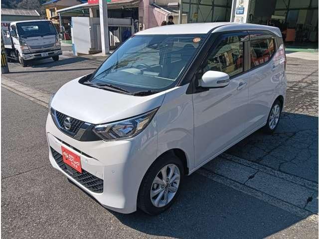 デイズ Ｘ　ｐｉｏｎｅｅｒフルセグナビ　アラウンドビューモニター　エマージェンシーブレーキ　スマートキー　プッシュスタート　セキュリティー（6枚目）