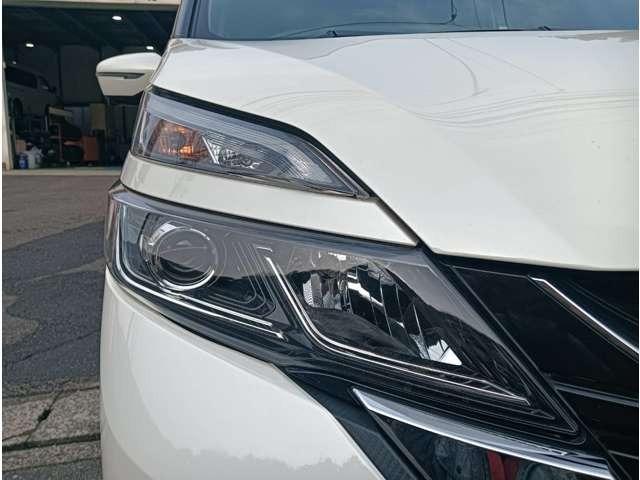 セレナ ハイウェイスター VセレクションII 純正ナビ ETC アラウンドビュー プロパイロット 両側電動スライドドア アイドリングストップ 両側パワースライドドア スマートキー プッシュスタート セキュリティー(14枚目)