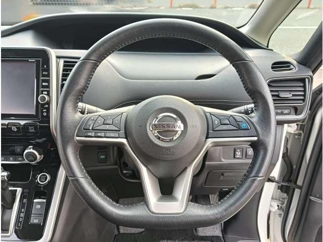 セレナ ハイウェイスター VセレクションII 純正ナビ ETC アラウンドビュー プロパイロット 両側電動スライドドア アイドリングストップ 両側パワースライドドア スマートキー プッシュスタート セキュリティー(21枚目)