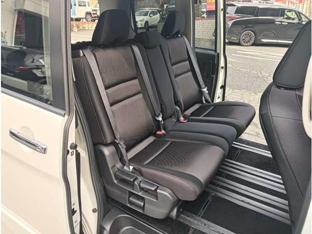 セレナ ハイウェイスター VセレクションII 純正ナビ ETC アラウンドビュー プロパイロット 両側電動スライドドア アイドリングストップ 両側パワースライドドア スマートキー プッシュスタート セキュリティー(39枚目)