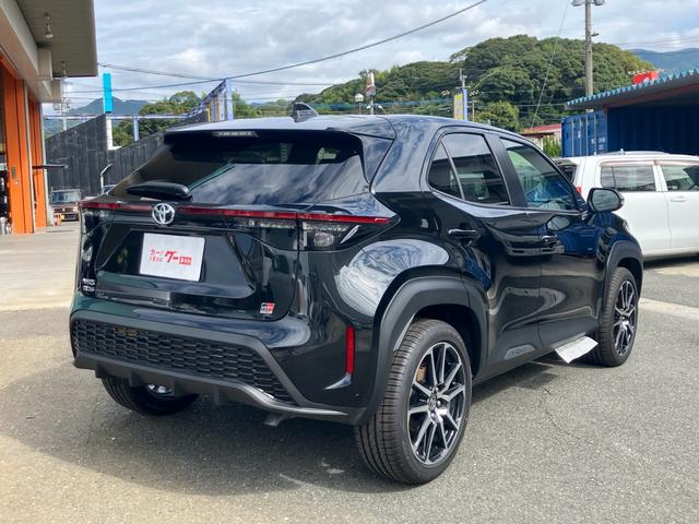 ヤリスクロス ＧＲスポーツ　純正ナビテレビ　アラウンドビューモニター　ＥＴＣ　オートマチックハイビーム　オートライト　クリアランスソナー　ＬＥＤライト（7枚目）