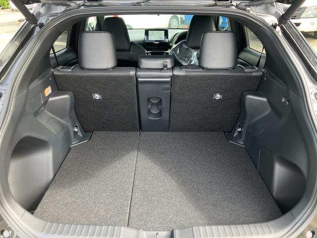 ヤリスクロス ＧＲスポーツ　純正ナビテレビ　アラウンドビューモニター　ＥＴＣ　オートマチックハイビーム　オートライト　クリアランスソナー　ＬＥＤライト（10枚目）