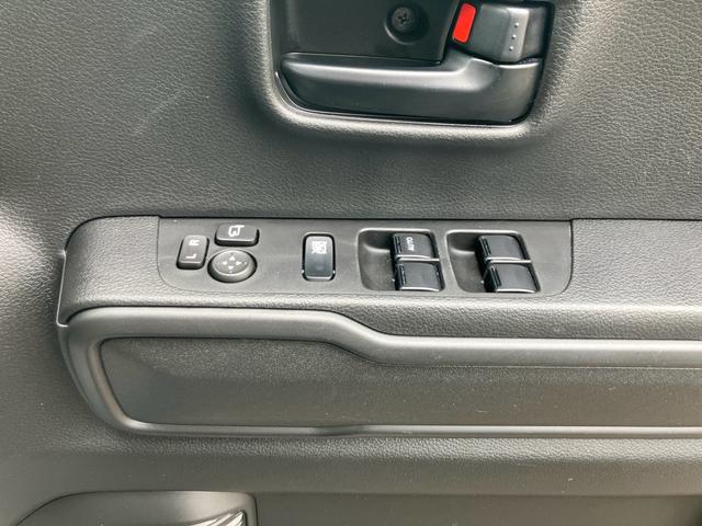 ハスラー ハイブリッドＧ　Ｂｌｕｅｔｏｏｔｈ　スマートキー　プッシュスタート　セキュリティー　アイドリングストップ　クリアランスソナー　オートライト　シートヒーター（33枚目）