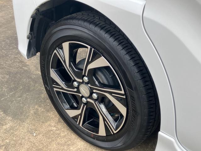 タント カスタムＸセレクション　ナビテレビ　アラウンドビューモニター　ドライブレコーダー　スマートキー　プッシュスタート　セキュリティー　両側パワースライドドア　アイドリングストップ（6枚目）