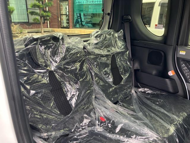 タント カスタムＸセレクション　ナビテレビ　アラウンドビューモニター　ドライブレコーダー　スマートキー　プッシュスタート　セキュリティー　両側パワースライドドア　アイドリングストップ（18枚目）