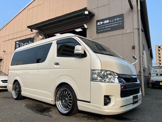 ハイエースワゴン ＧＬ　ワンオーナー　ＥＳＳＥＸ１９インチアルミ　ローダウン　レガンスフルエアロ　ローダウンバッドフェイス　ＬＥＤテール　シートカバー　アルパインビッグＸ　後席モニター　前後ドラレコ（2枚目）