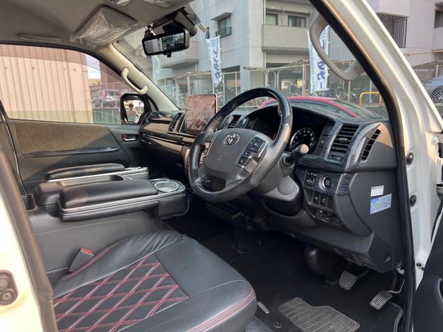 ハイエースワゴン ＧＬ　ワンオーナー　ＥＳＳＥＸ１９インチアルミ　ローダウン　レガンスフルエアロ　ローダウンバッドフェイス　ＬＥＤテール　シートカバー　アルパインビッグＸ　後席モニター　前後ドラレコ（15枚目）