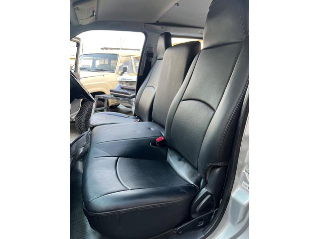 ハイエースバン ロングＤＸ　ＧＬパッケージ　ワンオーナー　ＧＬシート　ＬＥＤヘッドランプ　ＳＤナビ　バックカメラ　ＥＴＣ　シートカバー　タイベル交換済　１７インチアルミ（32枚目）