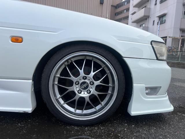 ローレル メダリスト　セレンシア　ＮＡＶＩエディション　車高調　１８インチアルミ　フルエアロ　ＳＤナビ　地デジ　Ｂｌｕｅｔｏｏｔｈ　マフラー（11枚目）