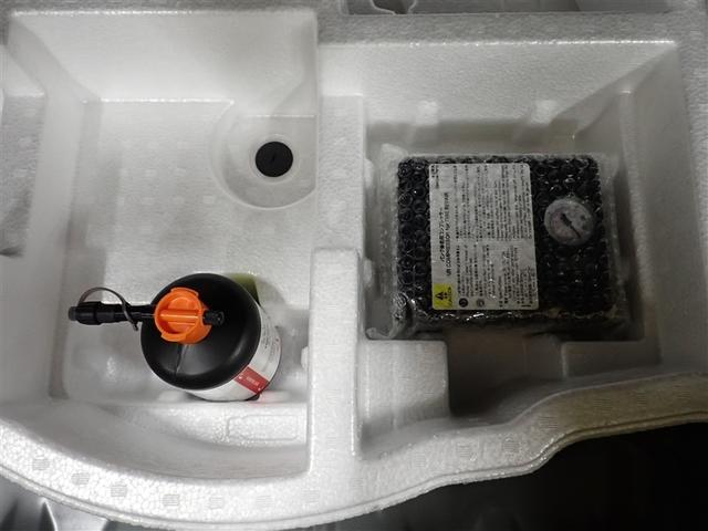 ヤリスクロス ハイブリッドＺ　フルセグ　メモリーナビ　バックカメラ　衝突被害軽減システム　ＥＴＣ　ドラレコ　ＬＥＤヘッドランプ　記録簿（8枚目）