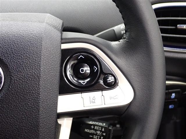 プリウス Ｓツーリングセレクション　フルセグ　メモリーナビ　ＤＶＤ再生　バックカメラ　衝突被害軽減システム　ＥＴＣ　ＬＥＤヘッドランプ　記録簿（30枚目）