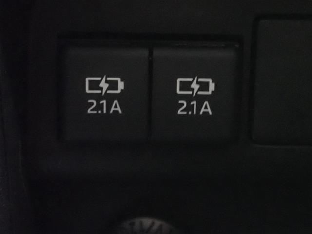 ノア Ｓｉ　ダブルバイビーＩＩＩ　フルセグ　メモリーナビ　ＤＶＤ再生　後席モニター　バックカメラ　衝突被害軽減システム　ＥＴＣ　ドラレコ　両側電動スライド　ＬＥＤヘッドランプ　ウオークスルー　乗車定員７人　３列シート　記録簿（37枚目）