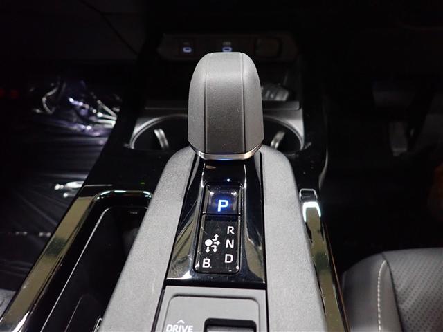 プリウス Ｚ　フルセグ　バックカメラ　衝突被害軽減システム　ＥＴＣ　ドラレコ　ＬＥＤヘッドランプ　記録簿（23枚目）